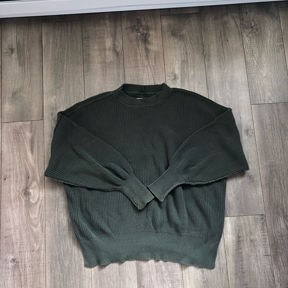 Aerie Women's Dark Green Crewneck Sweater